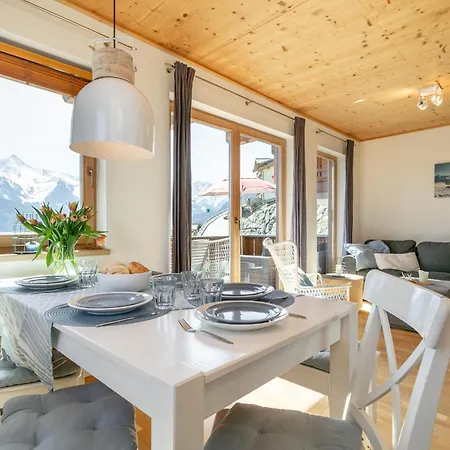 Chalet Hoog Hout Hippach